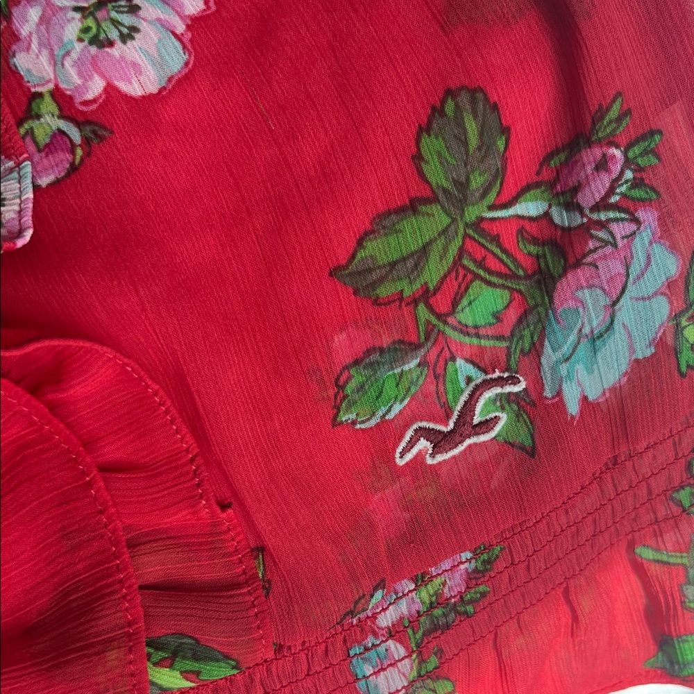 Hollister Red Floral Ruffle Blouse - Picture 3 of 4